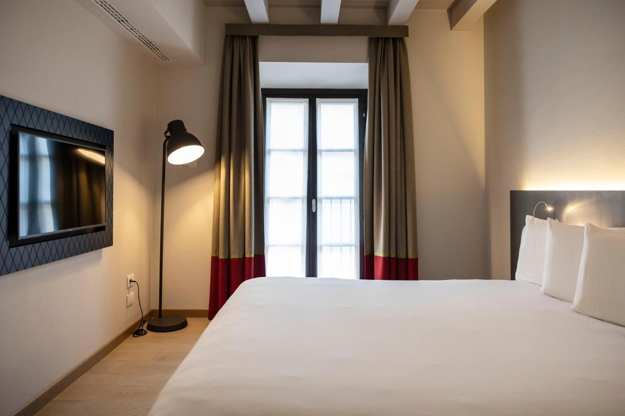 Savona 18 Suites Milan Room photo