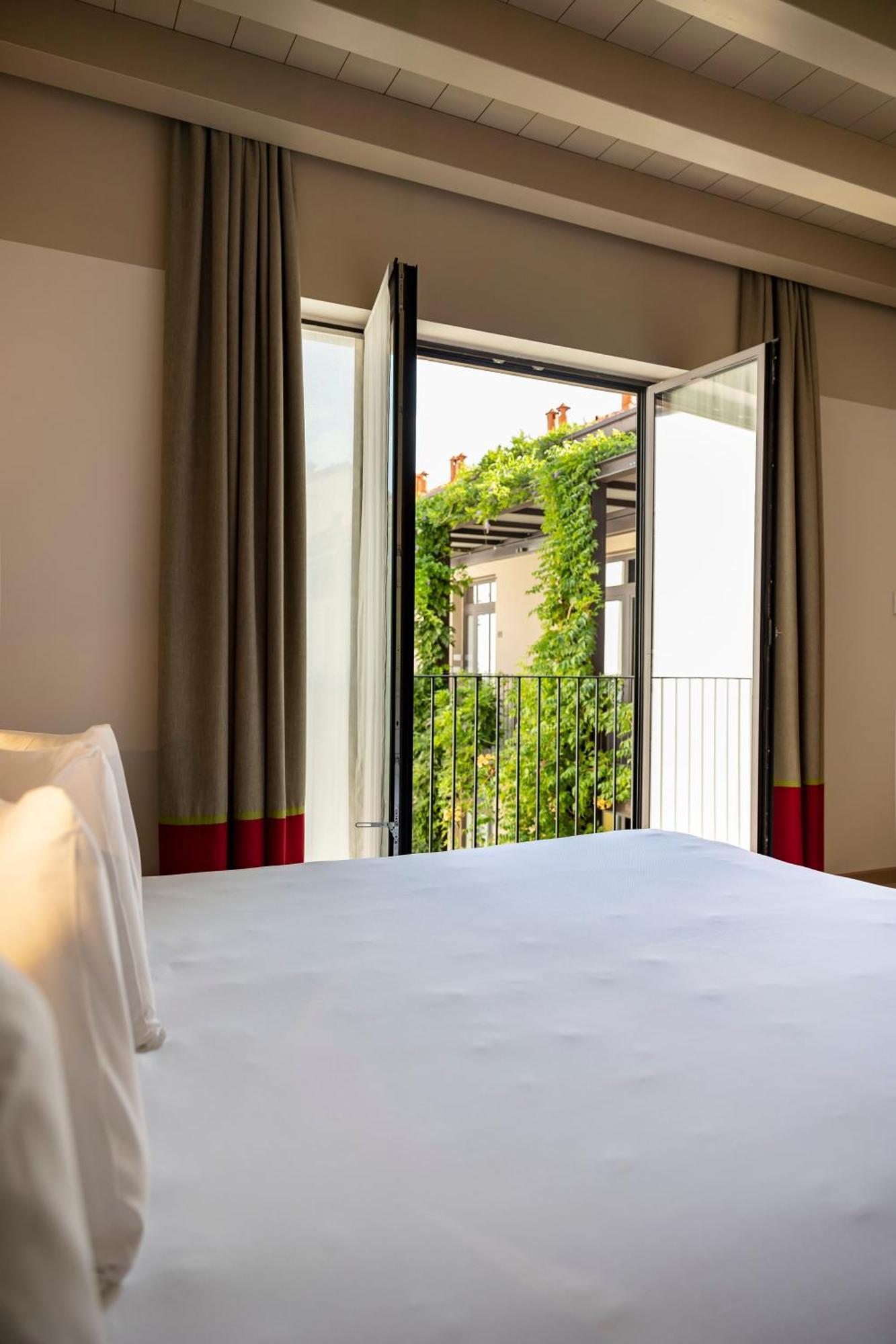 Savona 18 Suites Milan Room photo