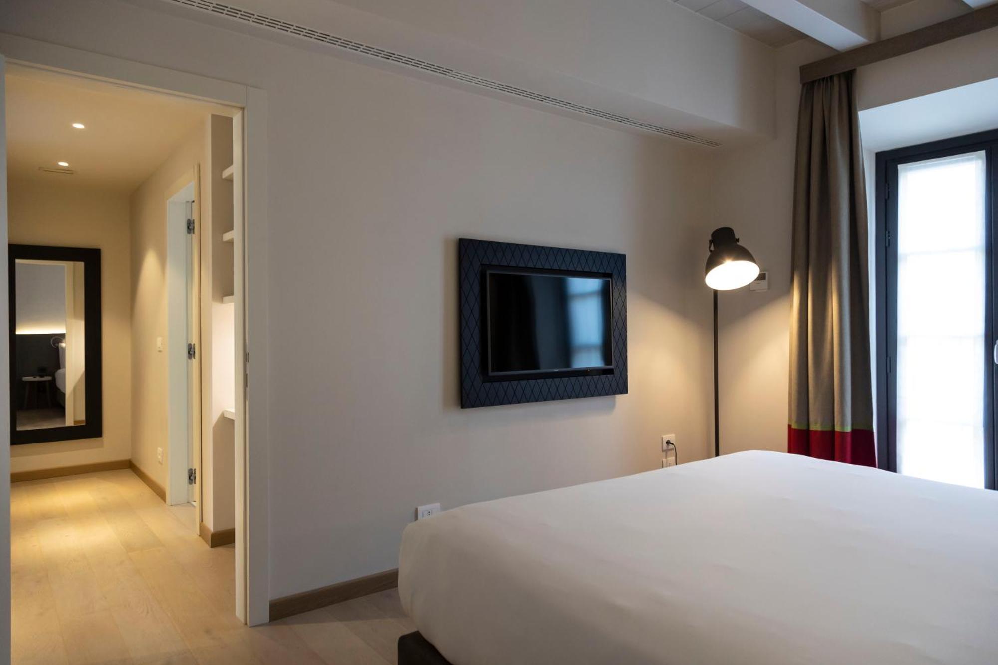 Savona 18 Suites Milan Room photo